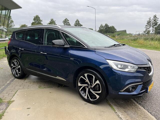 Renault GRAND SCENIC 1.3 TCe 160PK Bose / Dealer onderhouden / Trehaak / Automaat / Bose / Camera / Dodehoek / LMV /