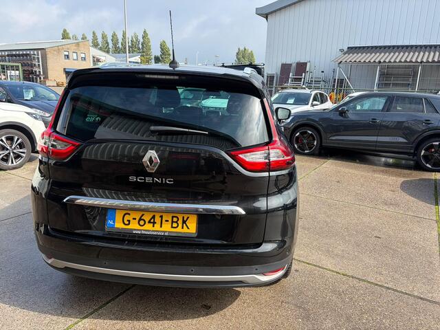 Renault GRAND SCENIC 1.3 TCe Bose 7p. Clima, cruise, stoelverwarming, camera, pdc