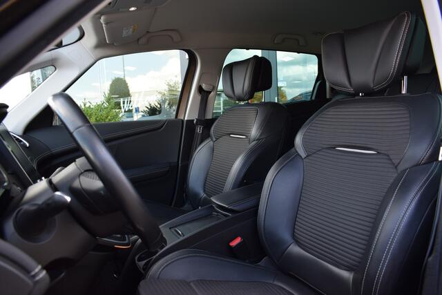 Renault GRAND SCENIC 1.3 TCe Bose 7p. | Trekhaak | Dodehoekassistentie | Navigatie | Climate- & Cruise Control |