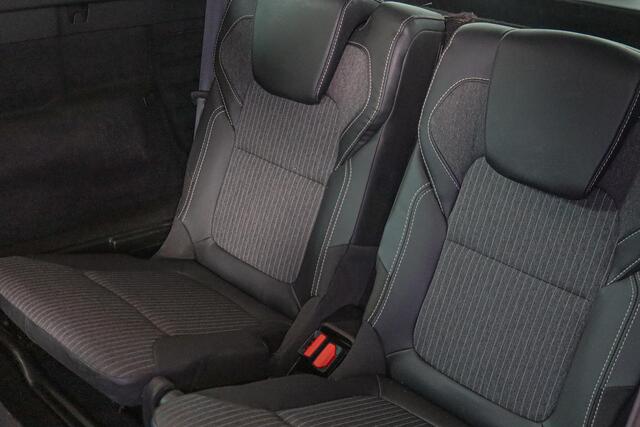 Renault GRAND SCENIC 1.3 TCe Intens 7-Persoons Panoramadak, Trekhaak, Camera, BOSE, Navigatie
