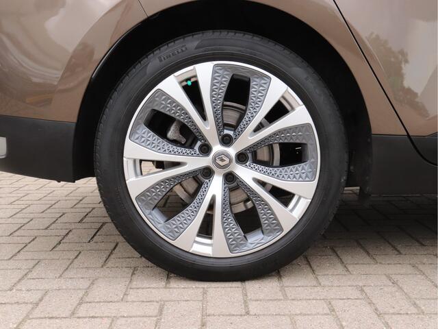 Renault GRAND SCENIC 1.3 TCe Intens PANO / NAVI / CRUISE / ECC – foto 9