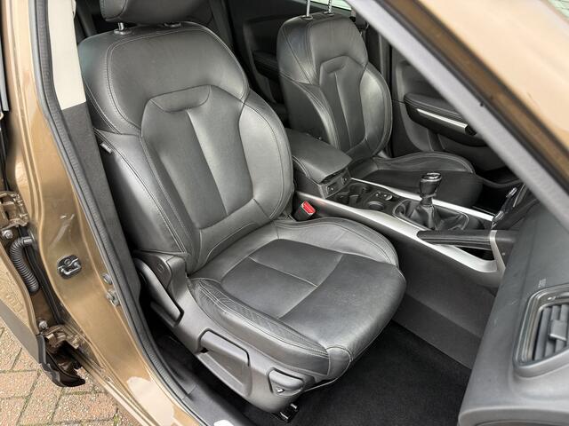 Renault KADJAR Extase Tce 130 | trekhaak wegklapbaar | lederen bekleding | Easy Park Assist | tijdelijk gratis Top Afleverpakket twv Eur 695
