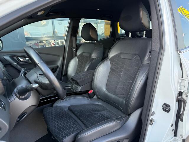 Renault KADJAR 1.3 TCe 160 EDC Black Edition Automaat Camera
