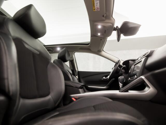 Renault KADJAR 1.2 TCe Sport Automaat (PANORAMADAK, NAVIGATIE, CLIMATE, GETINT GLAS, LEDER, SPORTSTOELEN, VIRTUAL COCKPIT, PARKEERSENSOREN, CRUISE, NIEUWSTAAT)