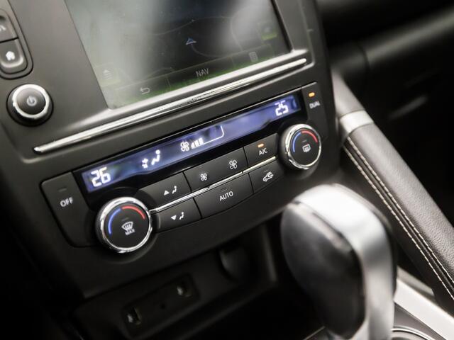 Renault KADJAR 1.2 TCe Sport Automaat (PANORAMADAK, NAVIGATIE, CLIMATE, GETINT GLAS, LEDER, SPORTSTOELEN, VIRTUAL COCKPIT, PARKEERSENSOREN, CRUISE, NIEUWSTAAT)