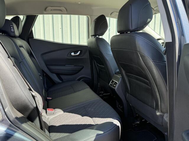 Renault KADJAR 1.3 TCe Intens / Trekhaak 1500KG Trekgewicht / Vierseizoensbanden / Navigatie / Climate Control / Half lederen bekleding /