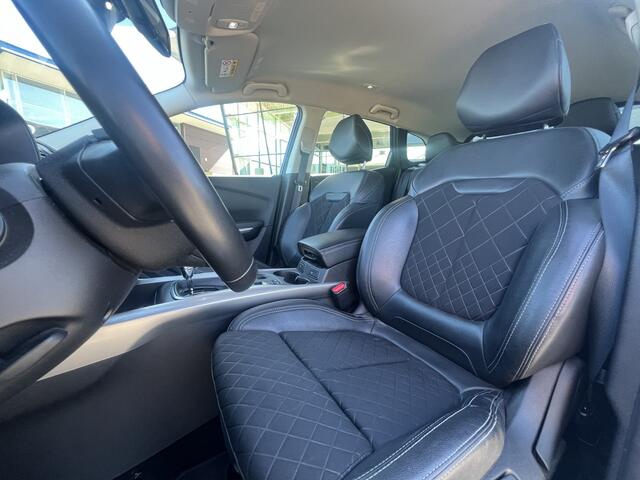 Renault KADJAR 1.3 TCe Intens 140PK / Automaat / Keyless / Camera / Stoelverw. / Applecarplay - Androidauto /