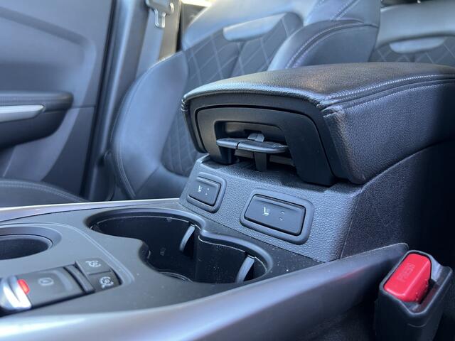 Renault KADJAR 1.3 TCe Intens 140PK / Automaat / Keyless / Camera / Stoelverw. / Applecarplay - Androidauto /