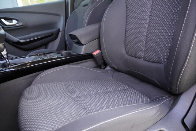 Renault KADJAR 1.3 TCe 141PK! Automaat Zen BJ2020 Lmv 17" | Led | Pdc | Navi | Keyless entry | Climate control | Cruise control | Getint glas