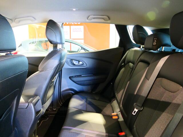 Renault KADJAR 1.2 TCe Intens *AUTOMAAT* - Parkeerassistent, dode hoek, camera