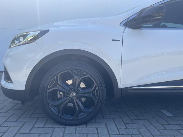 Renault KADJAR 1.3 TCe Black Edition / Trekhaak /