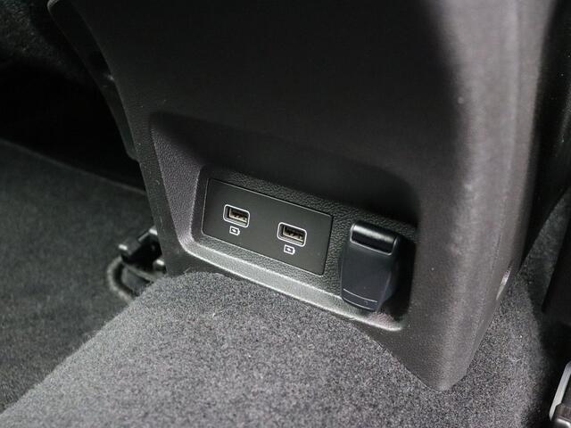 Renault KADJAR 140pk TCe Intens | Stoelverwarming | Achteruitrijcamera | Navigatie | Climate control |