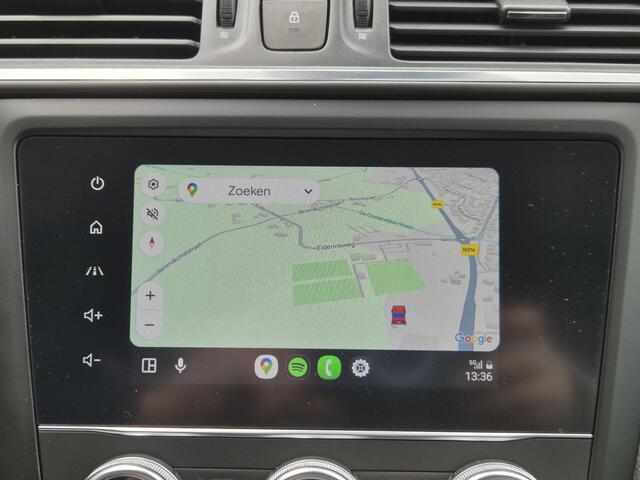 Renault KADJAR 1.3 TCe Limited Automaat / Trekhaak vast 13-polig / Apple Carplay Android Auto / Trekgewicht 1500 kg / Cruise control / Achteruitrijcamera / Navigatie / Keyless Entry/Start /