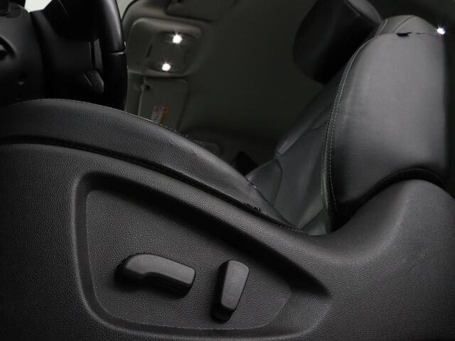 Renault KADJAR 1.2 TCe Bose | 1e eigenaar | Leder | Stoelverwarming | Camera | Cruise control | Trekhaak | Sfeerverlichting | Navigatie | LED
