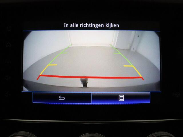 Renault KADJAR 160pk TCe Black Edition Automaat BOSE | Camera | Cruise | Navi | Parkeersens. v+a | Stoelverw. | Panoramadak