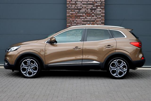 Renault KADJAR 1.2 TCe Intens | Leder | Camera | LED | Keyless | Stoelverwarming | Parkeerassistent | Dodehoekassistent | 19'' inch