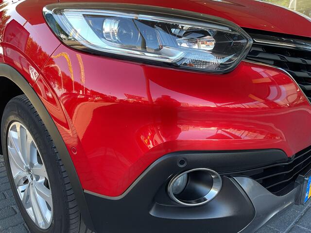 Renault KADJAR 1.2 TCe Intens / VAST GLAZEN DAK / AUTOMATISCH INPARKEREN / CRUISECONTROL / CLIMAT CONTROL / LICHTMETALEN WIELEN