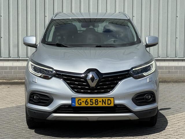 Renault KADJAR 1.3 TCe Intens / Stoelverwarming / Trekhaak / All season banden / Climate Control / Navigatie / Climate Control / Half lederen bekleding /