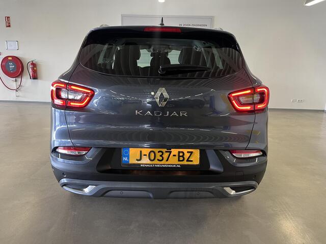 Renault KADJAR 1.3 TCe Intens APPLE CARPLAY ANDROID AUTO / PARKEERSENSOREN VOOR ACHTER+CAMERA / CLIMATE CONTROLE /CRUISE CONTROLE / NAVIGATIE.