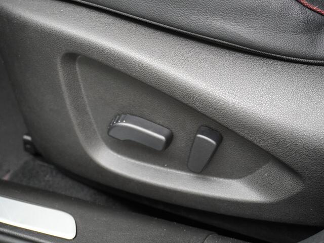 Renault KADJAR T160PK AUT-7 Black-Edition Navi Camera Apple Carplay/Android Elektr-Verst+Leer/Alcantara-Sport-Stoel+Verwarmd LED 19" Bose®-Sound PDC-a+v Ecc Visio DAB Led Keyless Easy-Park-Assist Bord-Herkenning Stoelverwarming Spoorassistent Regen-Lichtsensor+VoorruitV