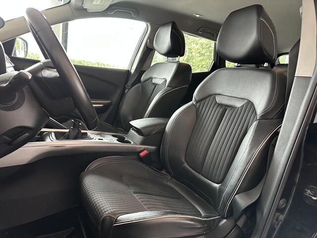 Renault KADJAR 1.5 dCi Bose NAVIGATIE | ACHTERUITRIJCAMERA | PARKEERSENSOREN VOOR-EN ACHTER