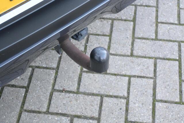 Renault KADJAR TCe 130 Bose | TREKHAAK | STOELVERWARMING | CAMERA | NAVI | CRUISE CONTROL | CLIMATE CONTROL | PDC | LMV