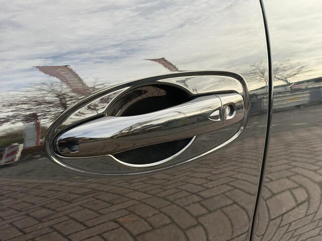 Renault KADJAR 1.3 TCe Techno / Trekhaak / 1500KG Trekgewicht / Navigatie / Stoel Verwarming / Achteruitrij Camera / Apple Carplay&Android Auto /