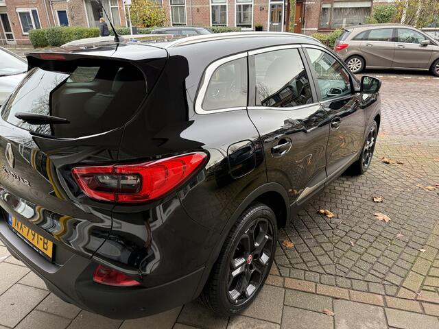 Renault KADJAR 1.2 TCe Extase NAVIGATIE CAMERA LEDEREN BEKLEDING PRKEERSENSOREN LICHTM.VELGEN PARKEERHULP