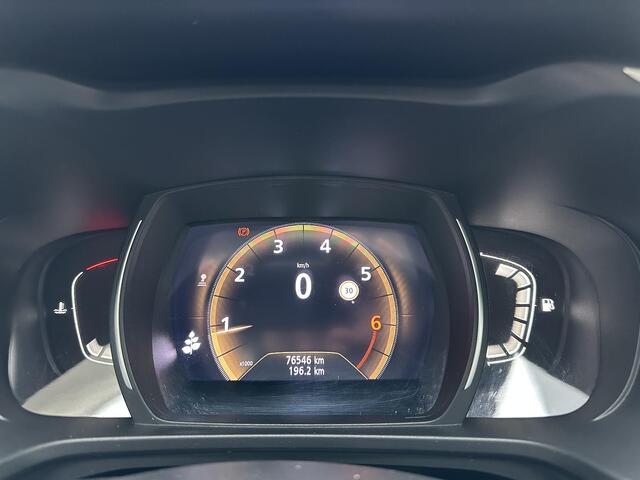 Renault KADJAR 1.3 TCe Techno | Navigatie systeem | Camera/Sensoren | Glazendak | Dealeronderhouden |