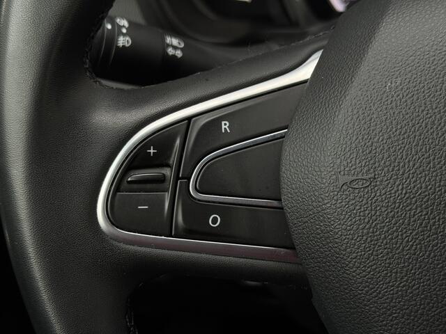 Renault KADJAR 1.3 TCe Intens GRATIS Afleverpakket! | Trekhaak | Voorstoelen Verwarmd | Achteruitrijcamera |