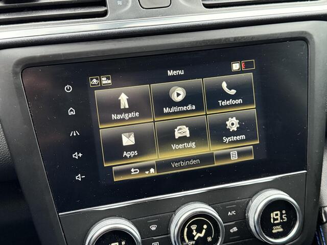Renault KADJAR 1.3 TCe Navigatie / Trekhaak / Camera / Bluetooth / Stoelverwarming / Climate Control / All-Season banden / Keyless Entry&Go