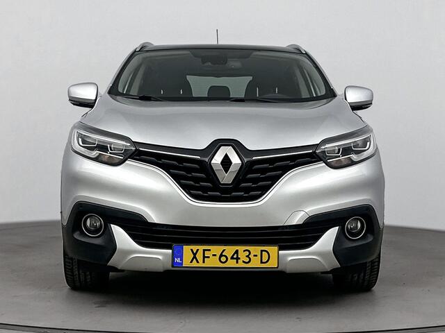 Renault KADJAR 1.2 TCe Bose | Airco | Achteruitrijcamera | Cruise Control | Glazen Panoramadak | Half-Leder | Stoelverwarming | Trekhaak |