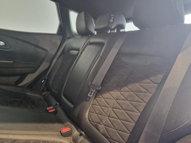 Renault KADJAR 1.3 TCe Black Edition | 1E EIGENAAR/NEDERLANDSE DEALER ONDERHOUDEN AUTO! | NAVIGATIE | DODEHOEK ASSISTENT | ADAPTIVE CRUISE CONTROL | ACHTERUITRIJCAMERA