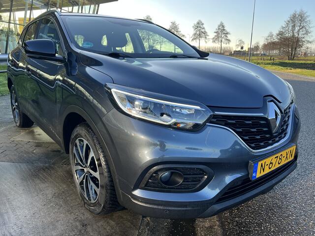 Renault KADJAR 1.3 TCe 140PK Limited / Automaat / Keyless / Climate / Cruise / Applecarplay - Androidauto /