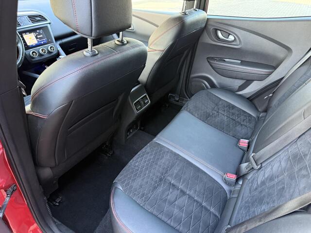 Renault KADJAR 1.3 TCe Black Edition / Navigatie / Cruise Control / Camera / Climate Control / Elektrische bestuurdersstoel / Dodehoekdetectie