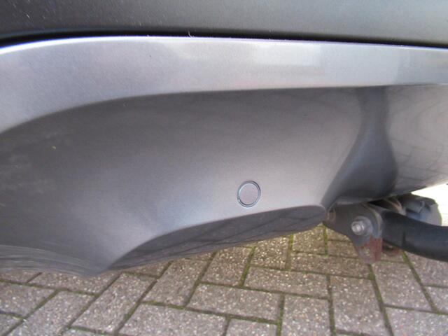 Renault KADJAR 1.2 TCe Bose | Clima-Airco | Navigatie | Parkeercamera | Incl. BOVAG Garantie | Trekhaak | Bluetooth |