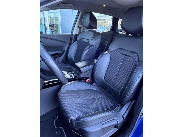 Renault KADJAR 1.3 TCe Intens Trekhaak - All-Season Banden