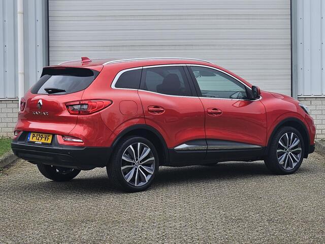 Renault KADJAR 1.3 TCe Zen / Stoelverwarming / Climate Control / Apple Carplay & Android Auto / Navigatie / Parkeersensoren / Keyless Entry & Start / Cruise Control /