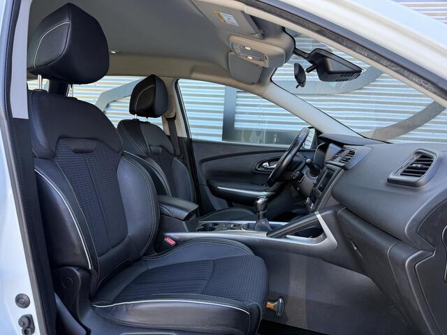 Renault KADJAR 1.2 TCe Bose 2e Eigenaar|Navi|Clima|Cruise|Trekhaak|PDC V+A|Dealer Onderhouden|N.A.P|APK tot 03-2027