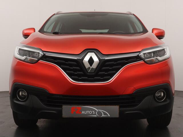 Renault KADJAR 1.2 TCe Limited - Navigatie - Climate Controle - Trekhaak - Parkeersens V+A
