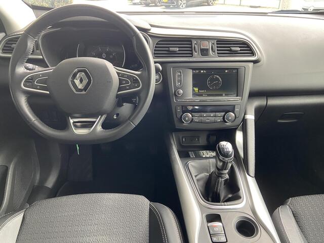 Renault KADJAR 1.2 TCe Intens / PDC + CAMERA / BLUETOOTH / ALLSEASON BANDEN /