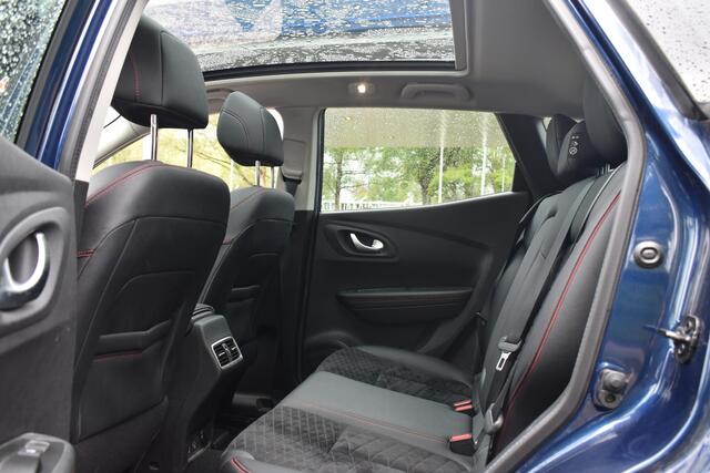 Renault KADJAR 1.3 TCe Black Edition Automaat | Panoramadak | BOSE | 100% Renault Onderhouden | BSM | Navi | 12 mnd BOVAG garantie | Whatsapp 06-53188999