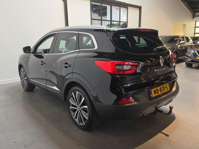 Renault KADJAR 1.2 TCe Bose - Panoramadak - Stoelverwarming - Dodehoekdetectie - Trekhaak