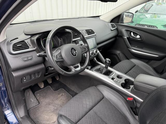 Renault KADJAR 1.3 TCe 140 Intens | Dodehoek Detectie | Stoel-, stuur- en voorruitverwarming | Parkeersensoren voor, zij, achter en achteruitrijcamera