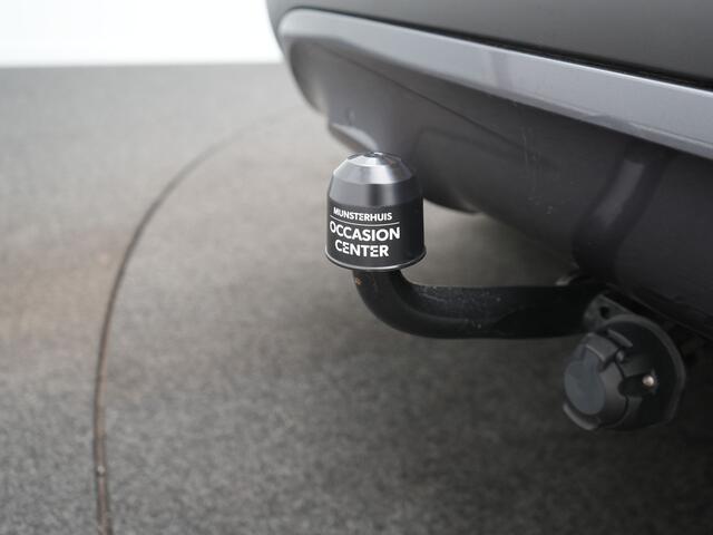Renault KADJAR TCe 130 EDC Bose - RIJKLAARPRIJS - Achteruitrijcamera - Panoramadak - Trekhaak