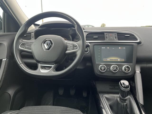 Renault KADJAR 1.3 TCe Limited 140PK / Panorama-dak / Stoelverw. / Camera / Keyless / Parkeerhulp V+A / 17''LMV /