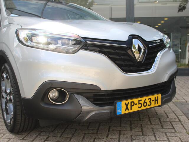 Renault KADJAR 1.2 TCe 130 Intens AUTOMAAT / TREKHAAK / DEALER OND. / PANODAK / NAVI / LED / PDC V+A / CAMERA / APPLE CARPLAY / ANDROID AUTO / PRIV GLASS / BLINDSPOT / KEYLESS / BLUETOOTH / CRUISE / CLIMATE DUAL ZONE / 19'' LMV