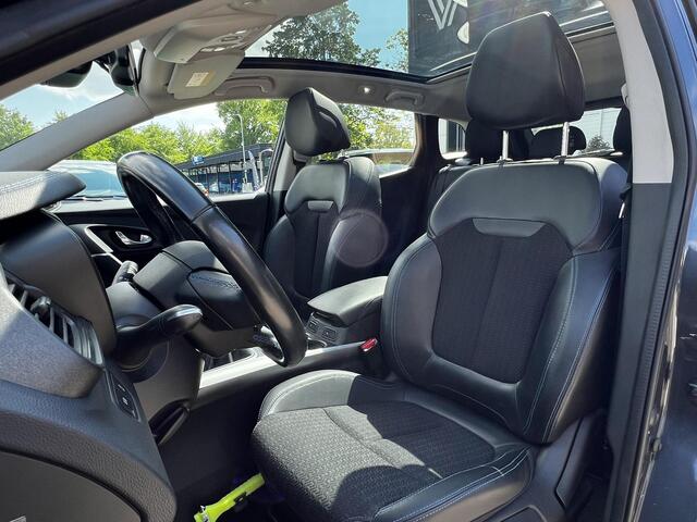 Renault KADJAR 1.2 TCe Bose | Stoelverwarming | Panoramadak | Trekhaak | Navigatie |