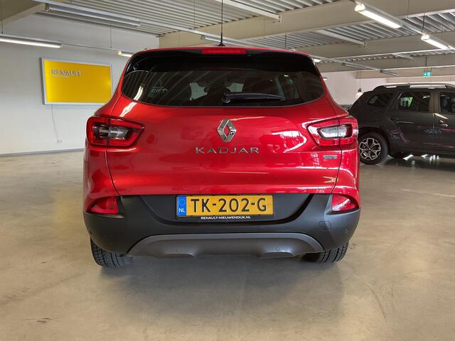 Renault KADJAR 1.6 TCe Bose CARAVANTREKKER 1800 KG. TREKGEWICHT / NAVIGATIE / CLIMATE CONTROLE / CRUISE CONTROLE / PARKEERSENSOREN.