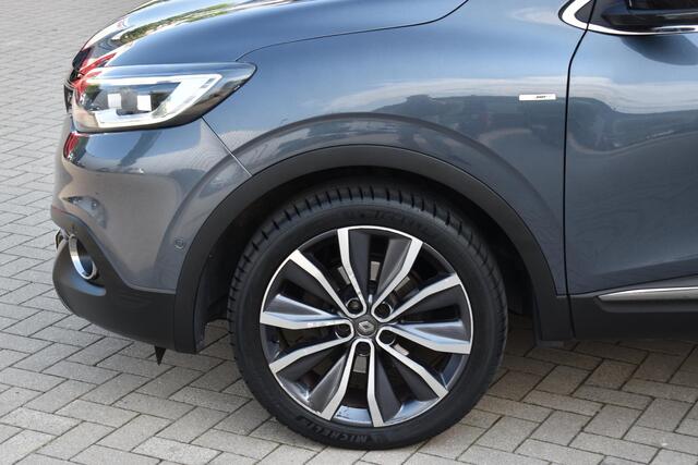 Renault KADJAR TCe 130 EDC Bose | AUTOMAAT | AFN. TREKHAAK | DODEHOEK DETECTIE | CAMERA | NAVI | CLIMATE CONTROL | CRUISE CONTROL | LMV | PDC |